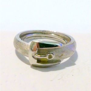 Vintage Avon Tailored Buckle 1970's Silver Tone Ring